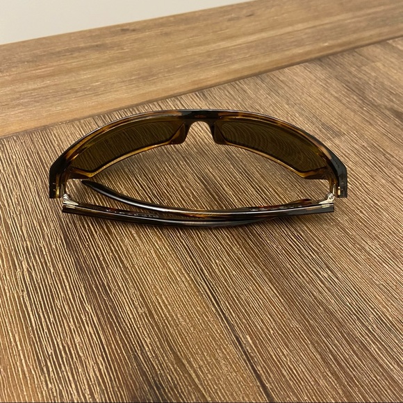 Electric sunglasses - Picture 3 of 10